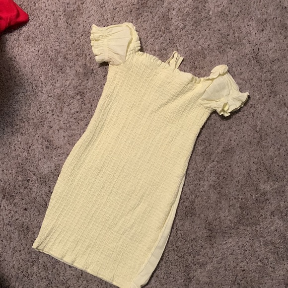 Sundae Muse yellow dress - Picture 4 of 5